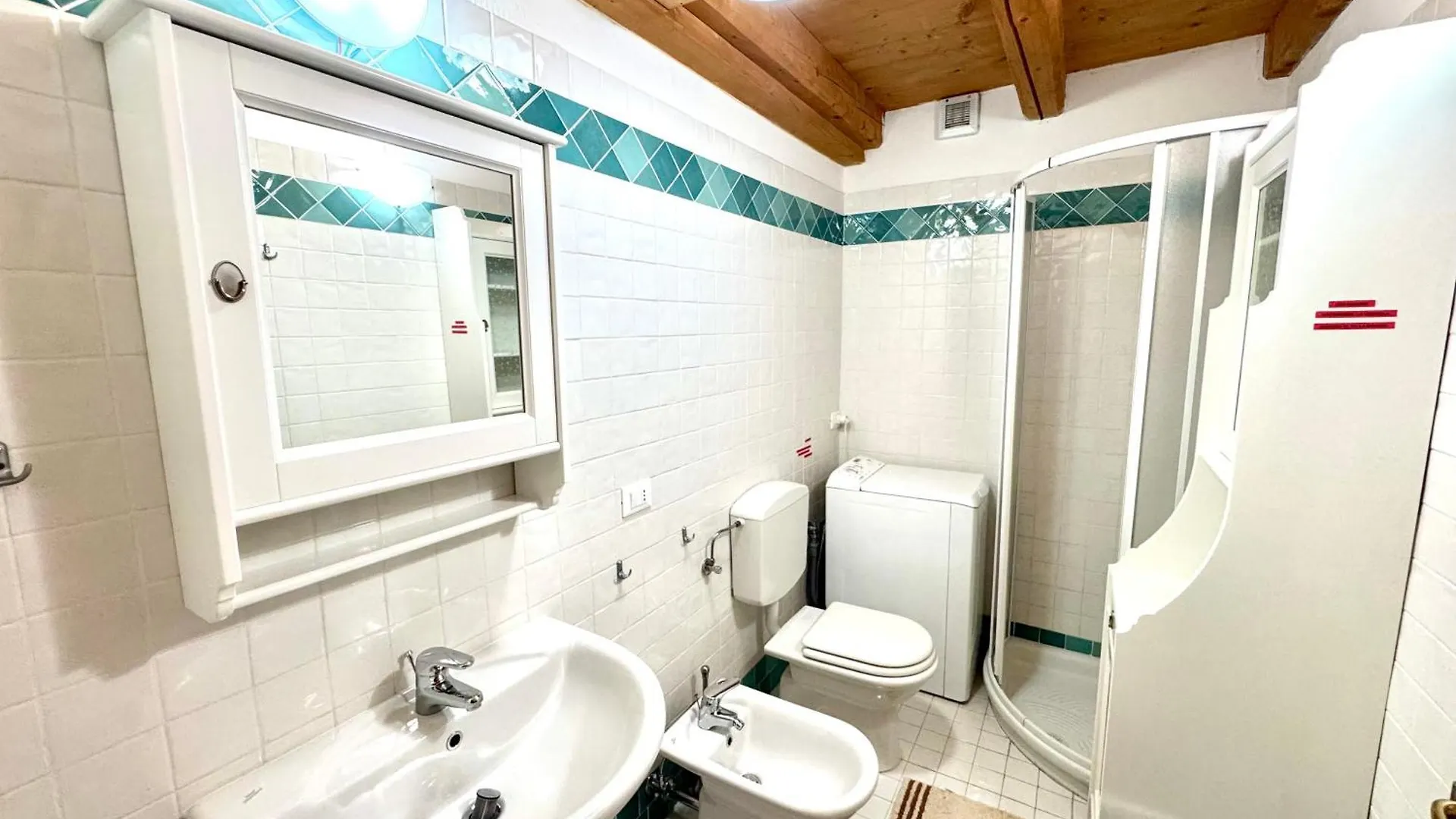 Апартаменты Ciasa De Cin - 10 Minutes From Cortina Сан-Вито-ди-Кадоре